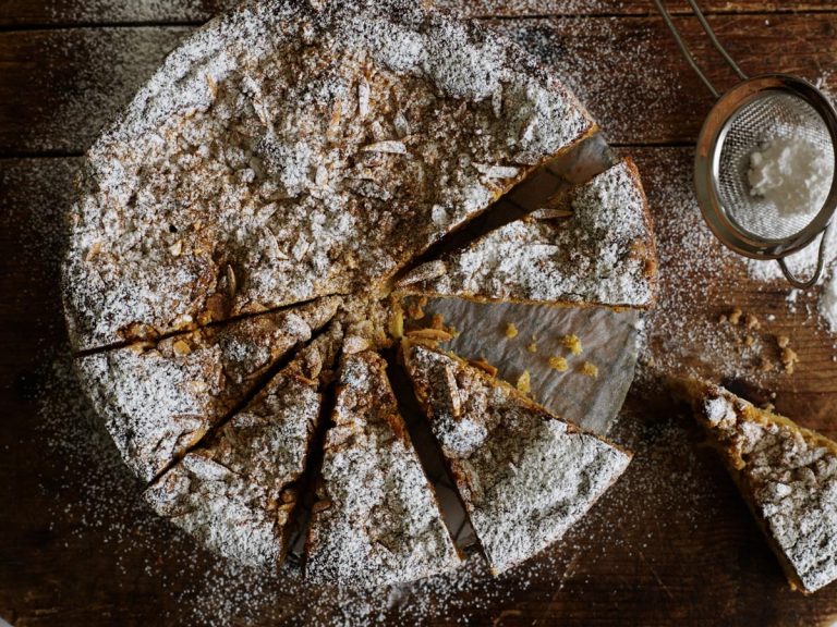Feijoa Cake with Almond Crumble Topping