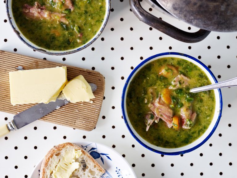 Split Pea Soup with Bacon Hock