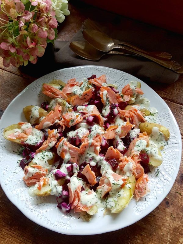 Hot-smoked Salmon Salad with Beets 1