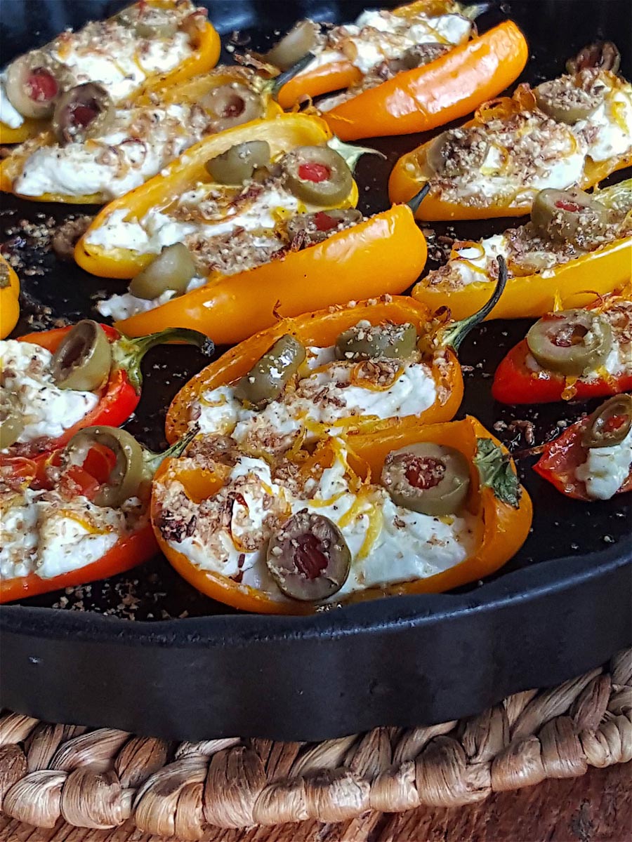 Mini Peppers Stuffed with Goat's Cheese 8