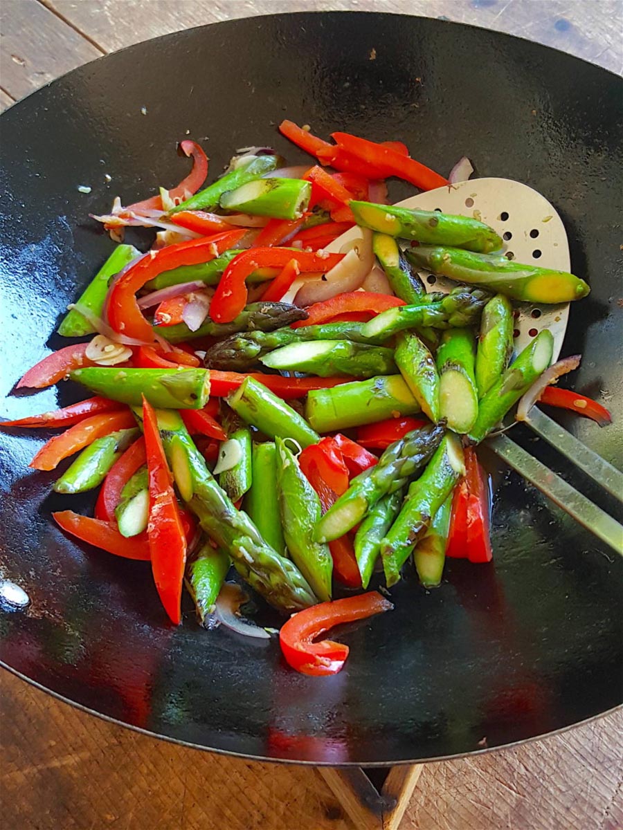 Asparagus & Red pepper Stir-fry