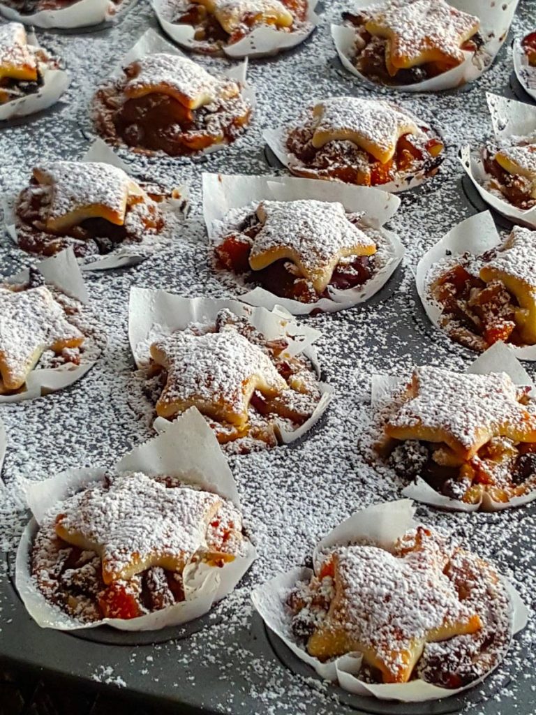 Quick Mince Pies with Apricots