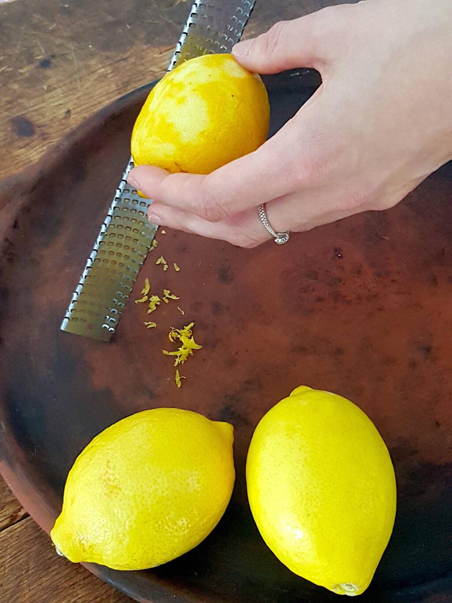 Zesting lemons