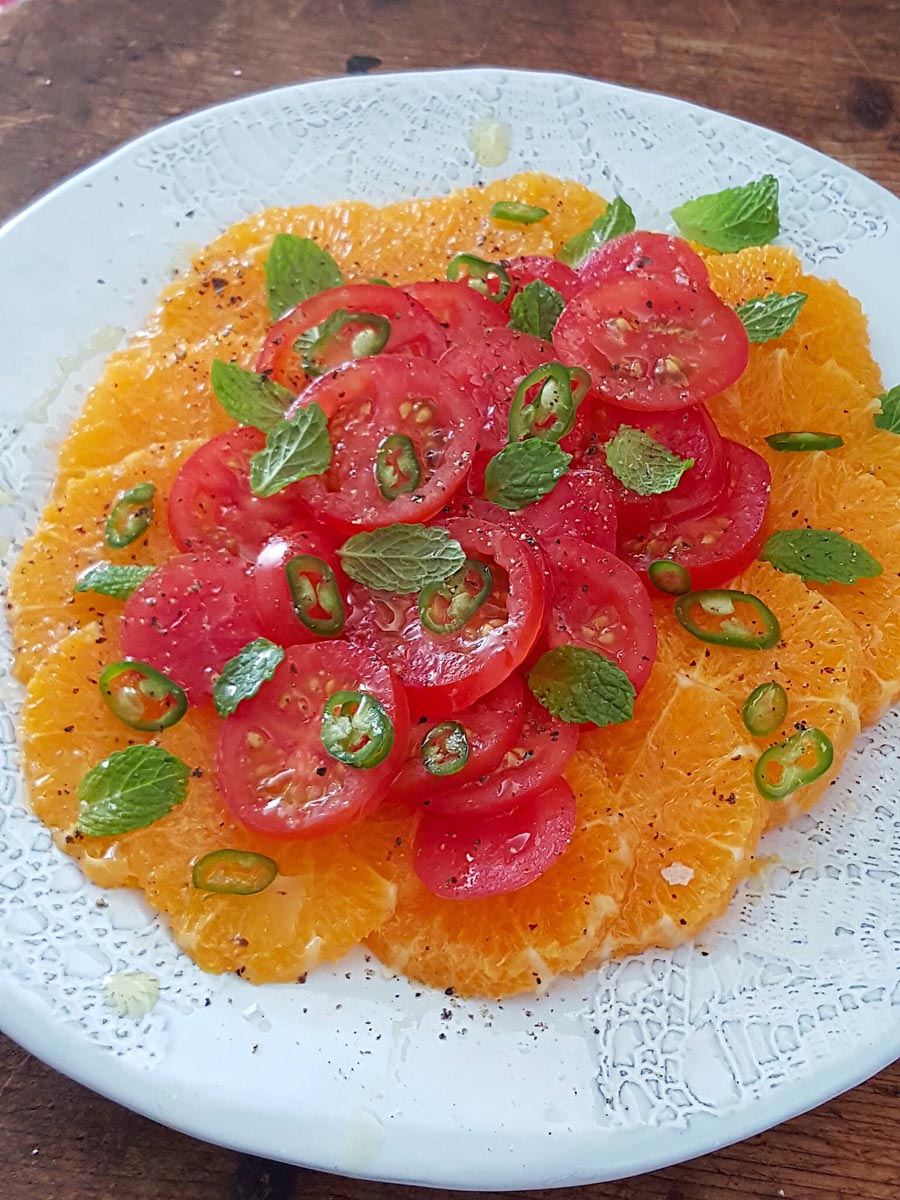 Tomato & Orange Salad – zesty & cute!