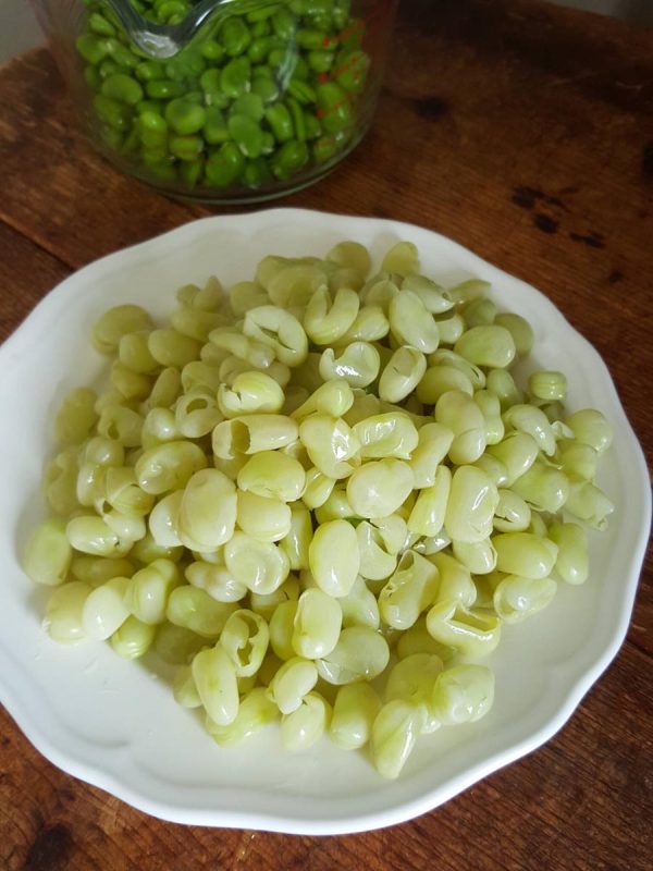 Broad Beans & Goat's Cheese