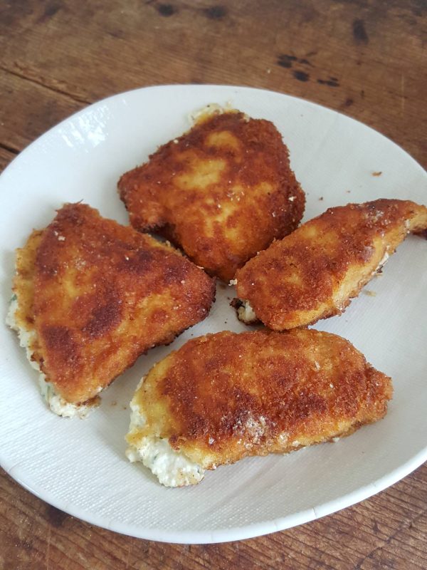 Crunchy Chicken Breasts with Ricotta Stuffing