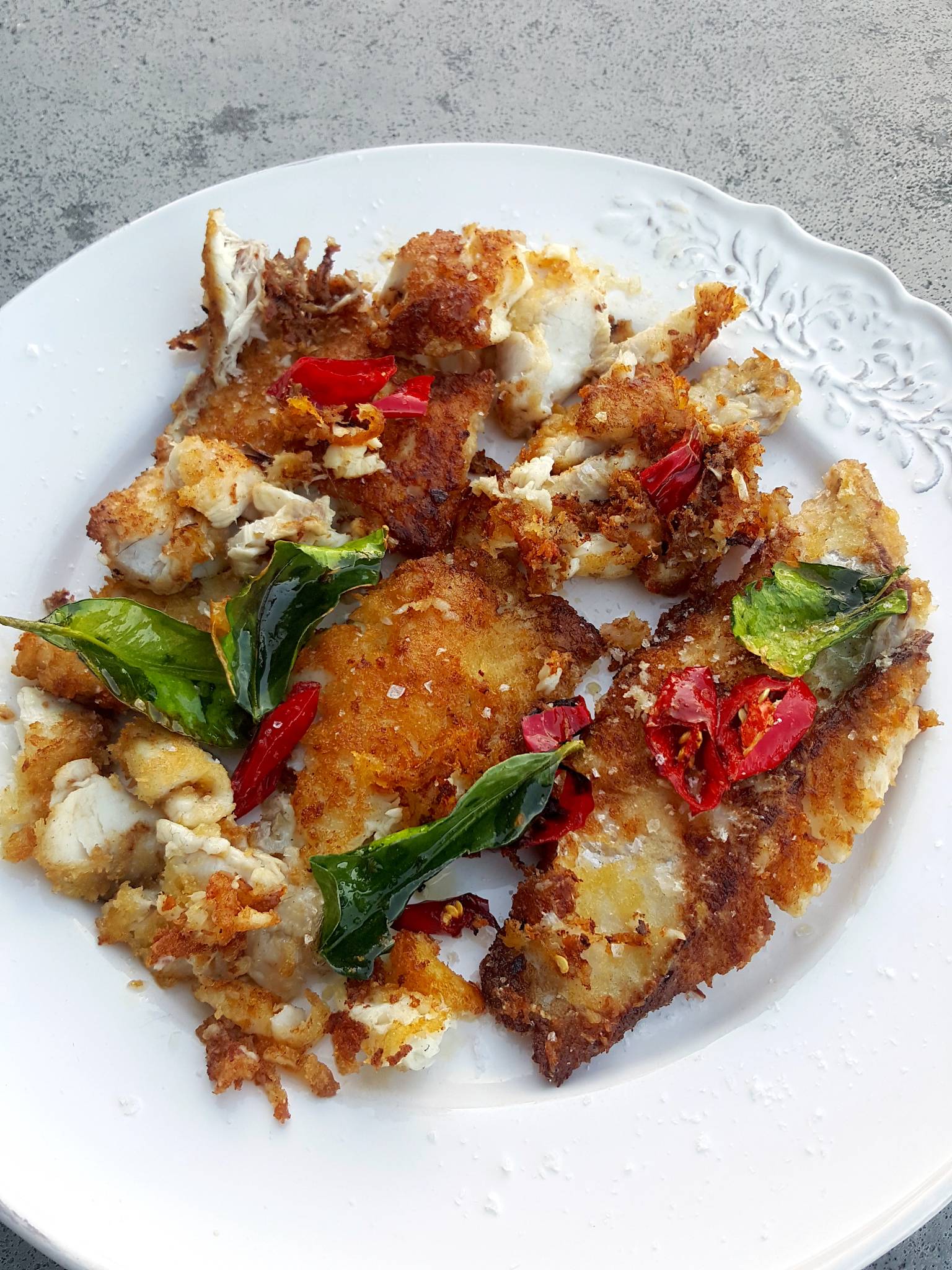 Pan-fried Fish with Chilli & Lime Leaves