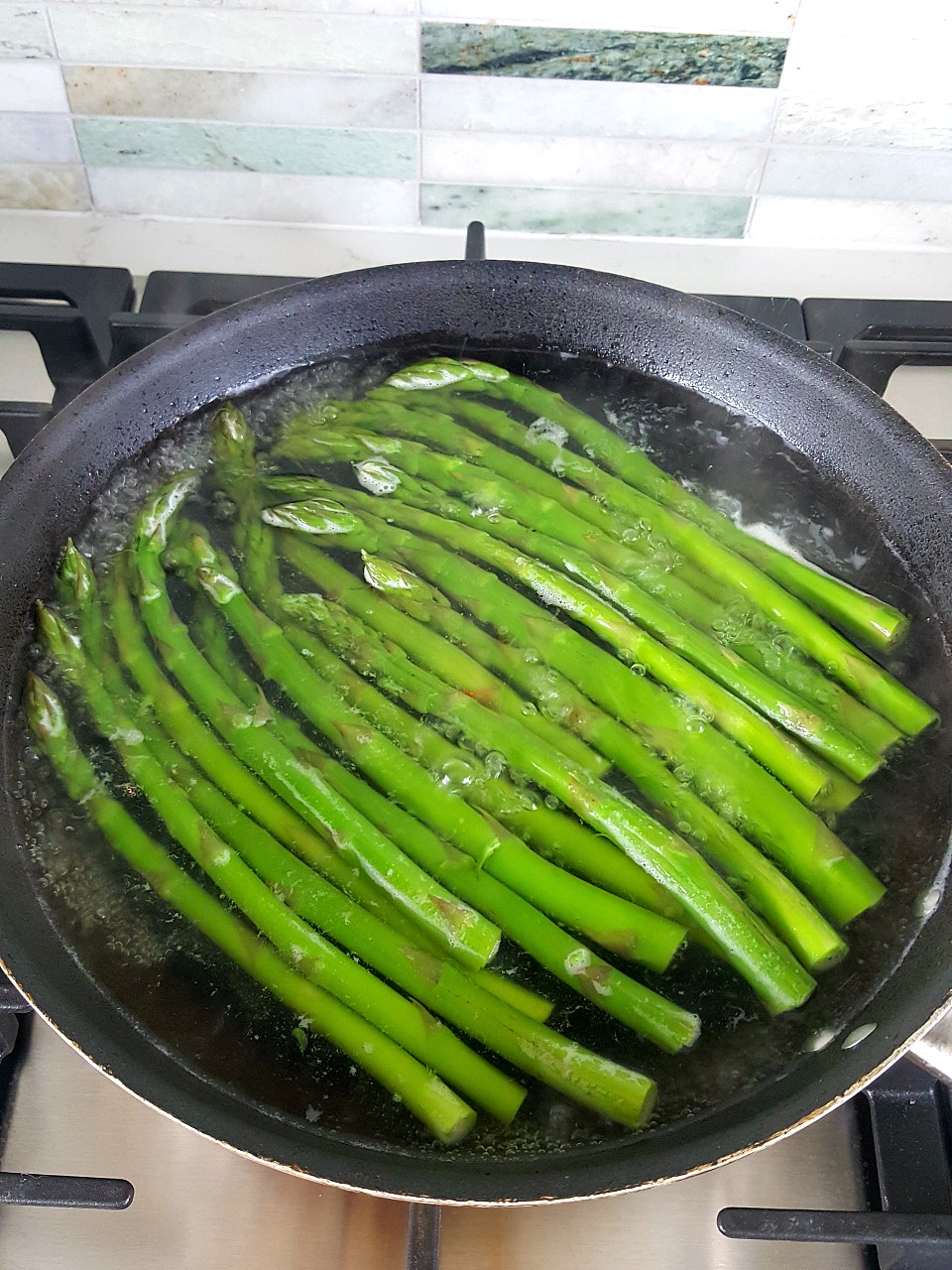 Easy way to cook asparagus.